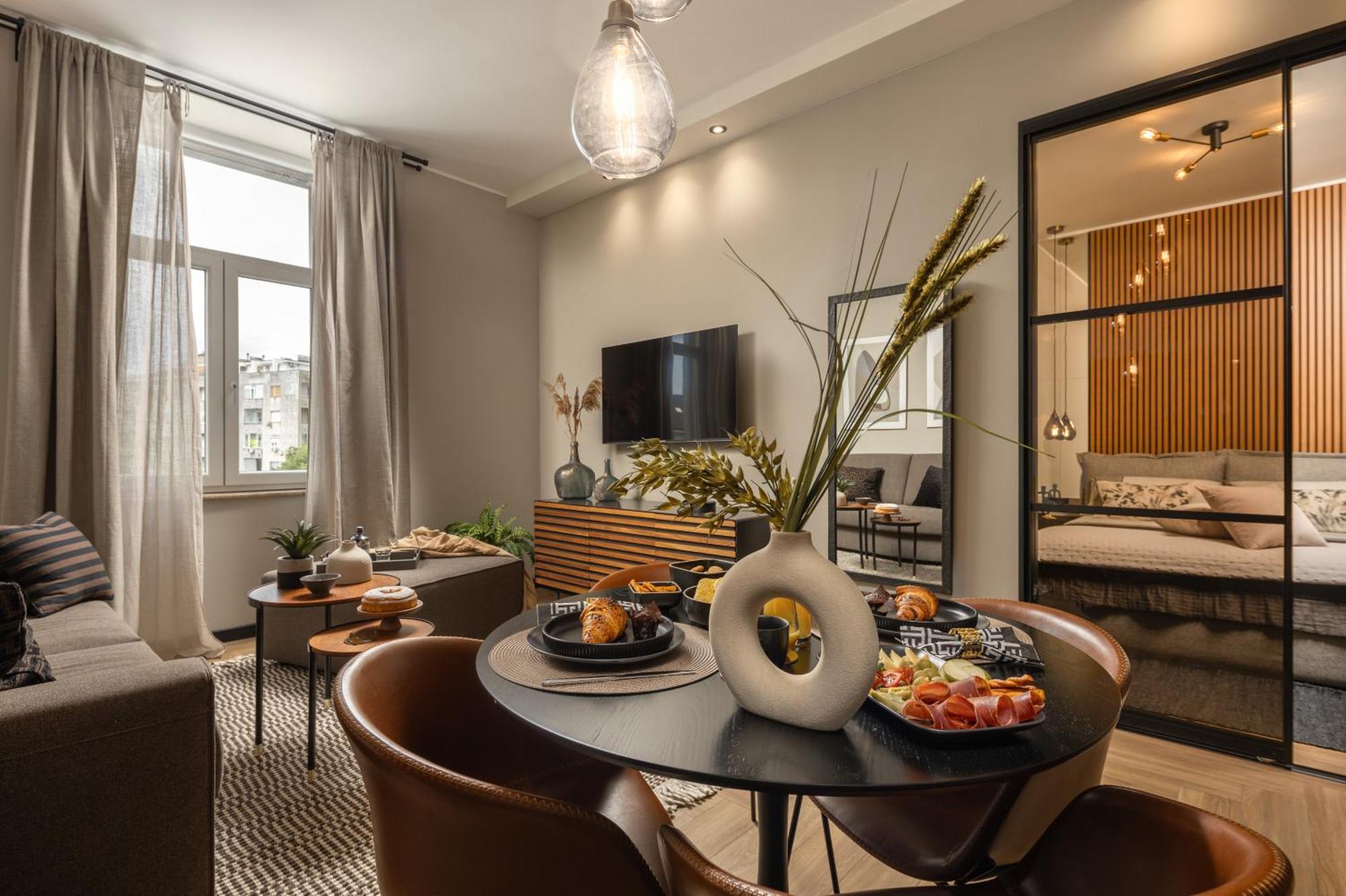 Nautilus Luxury Apartments 2 غييكا المظهر الخارجي الصورة